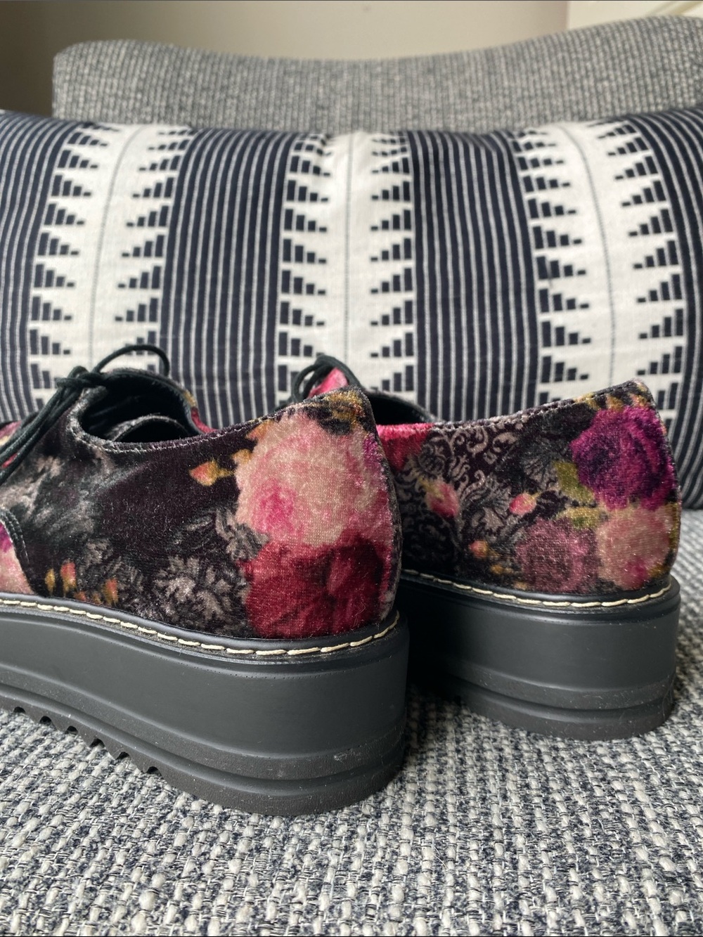 Summit by White Mountain Floral Velvet Platform - Picture 16 of 17